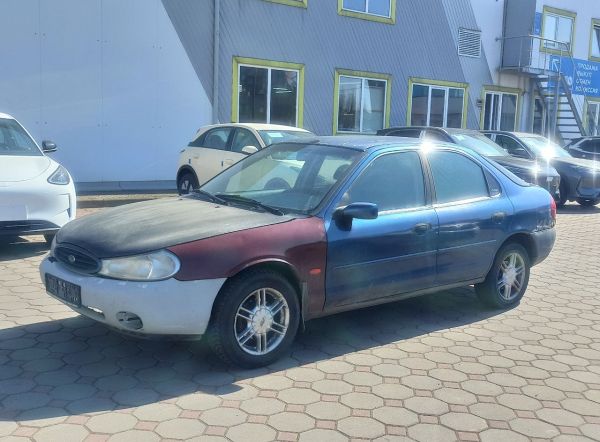 Ford Mondeo 2000